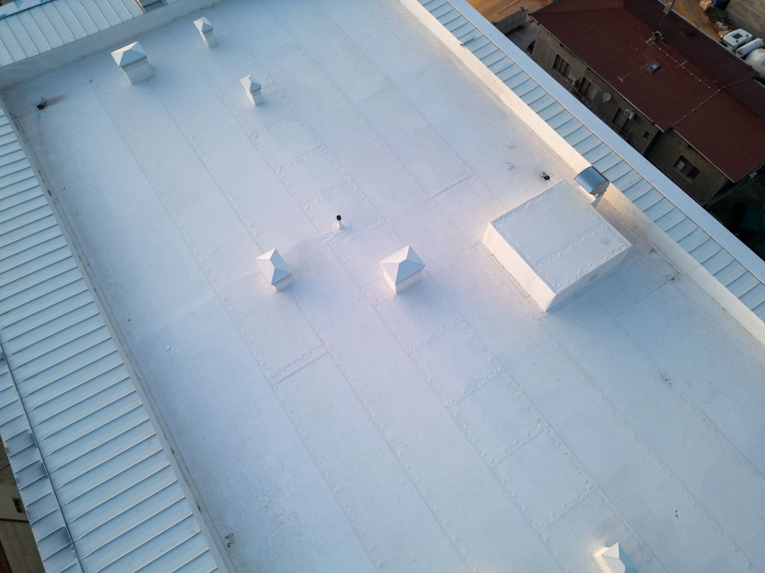 Commercial Roofing System