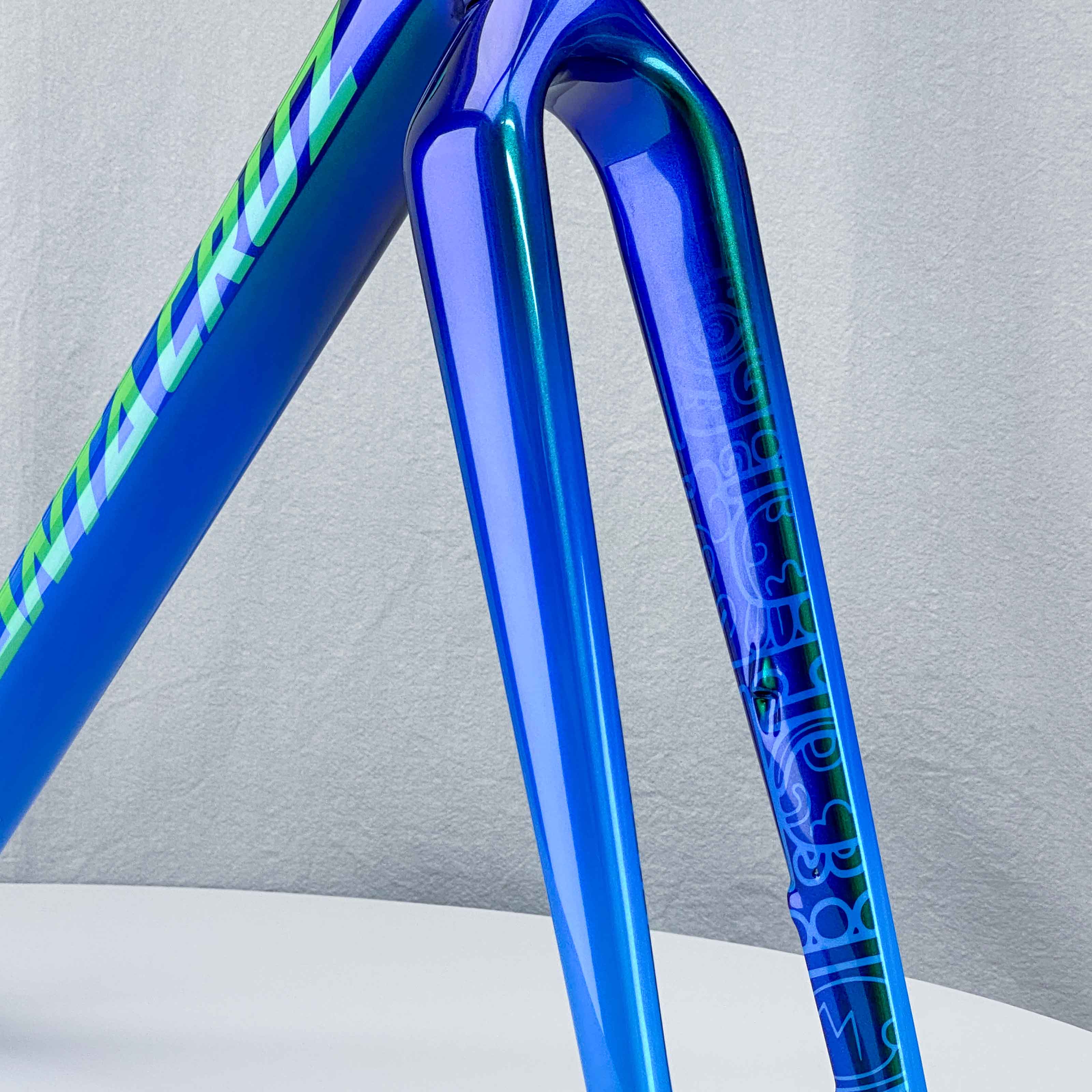 2022 N9 Santa Cruz Stigmata
