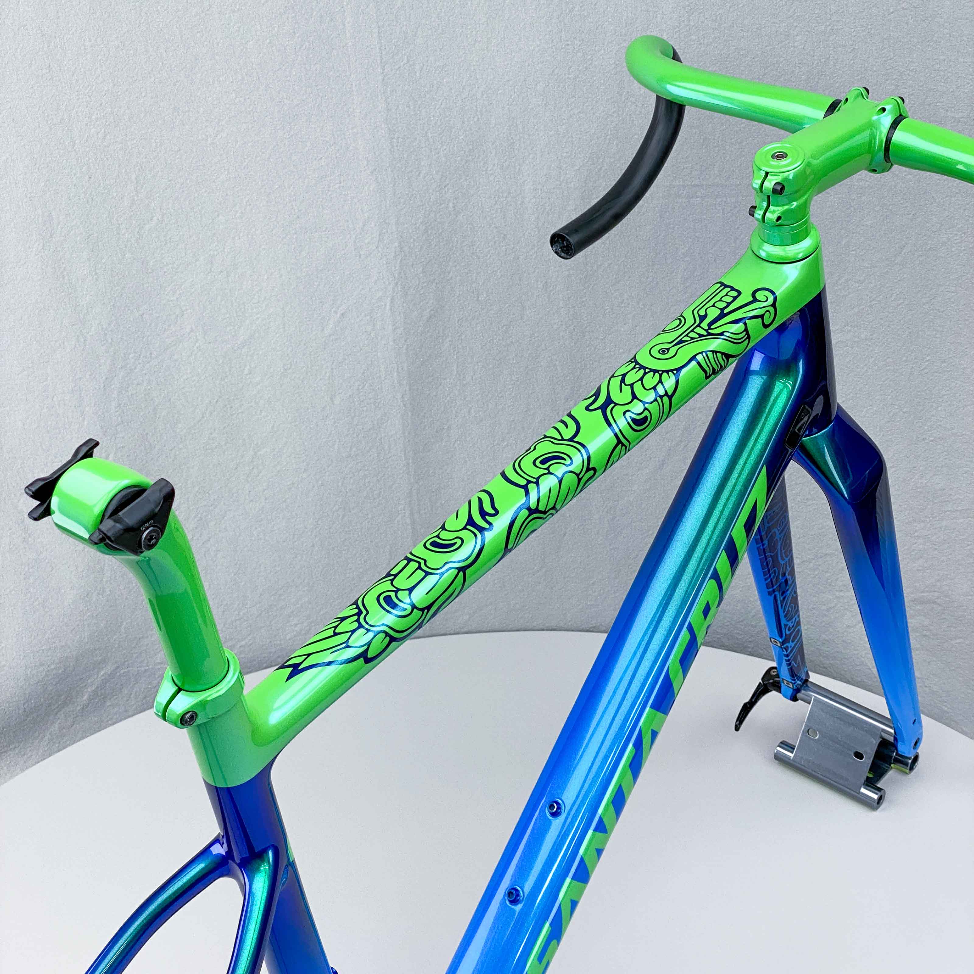 2022 N9 Santa Cruz Stigmata