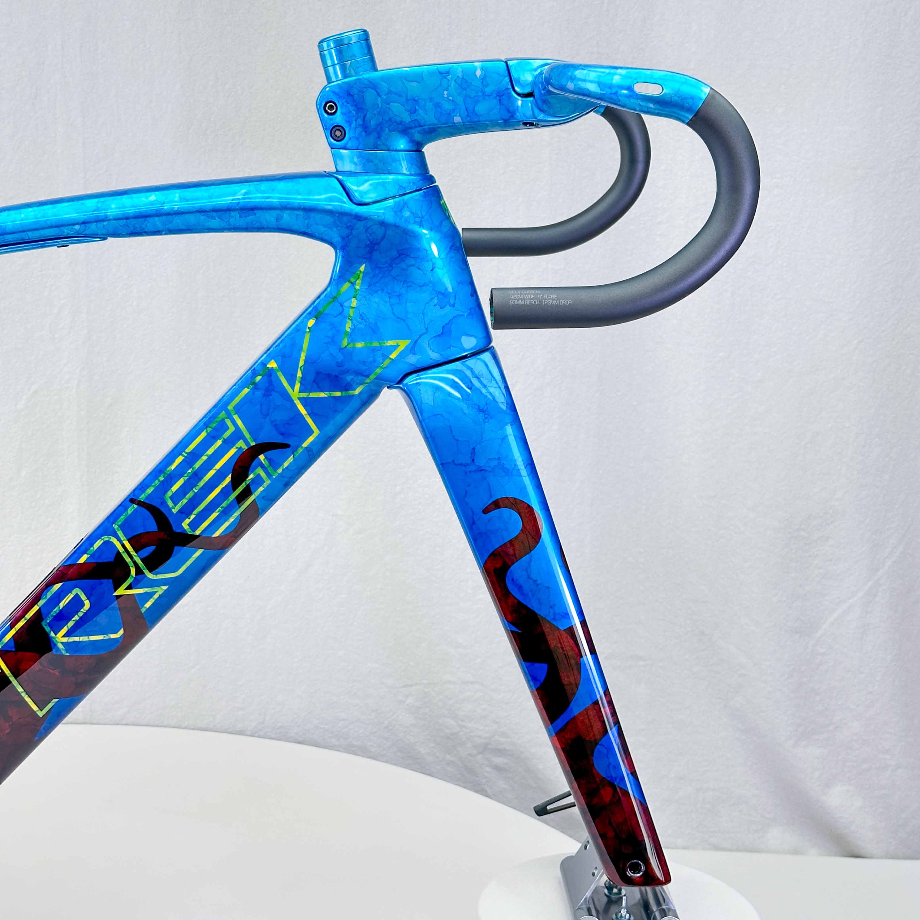 2022 N8 Trek Madone