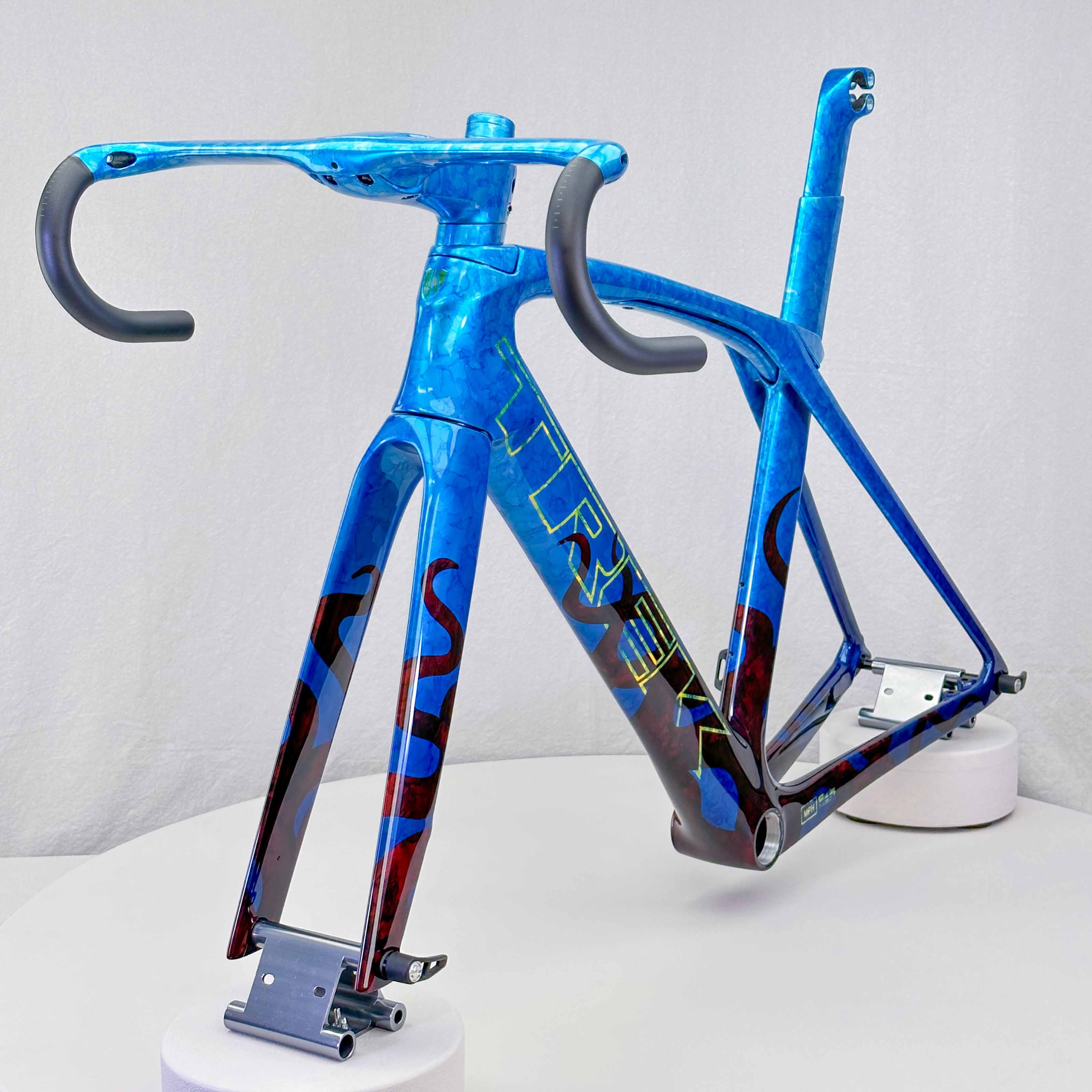 2022 N8 Trek Madone