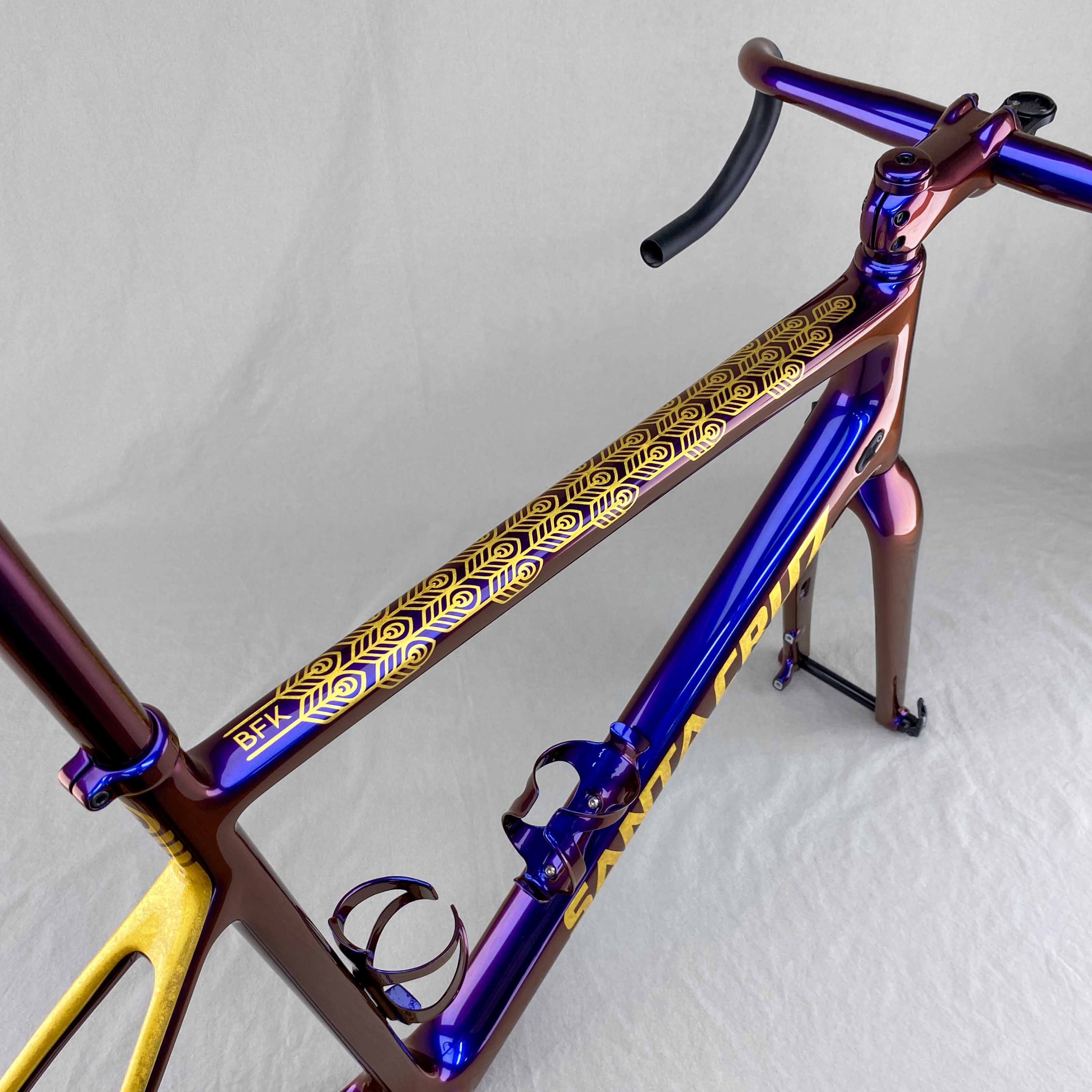 2021 N1 Santa Cruz Stigmata