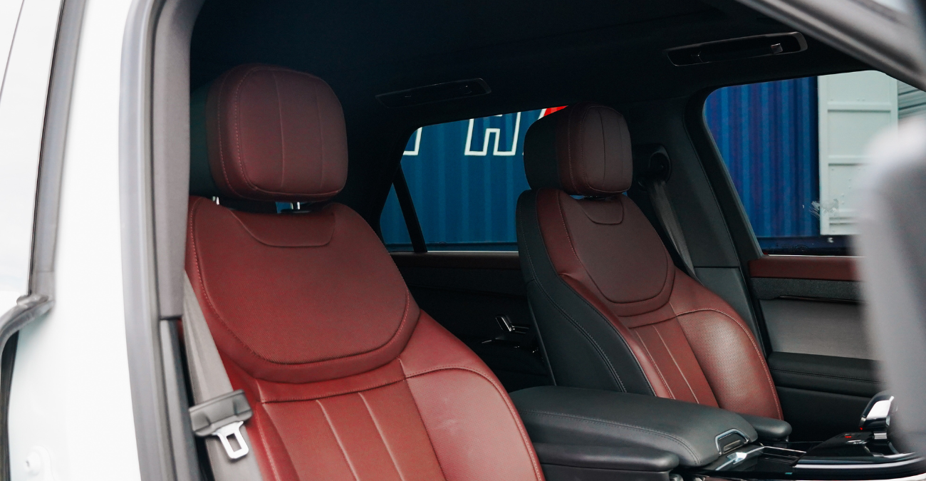 Land Rover Range Rover Sport Black interior cabin Los Angeles rental