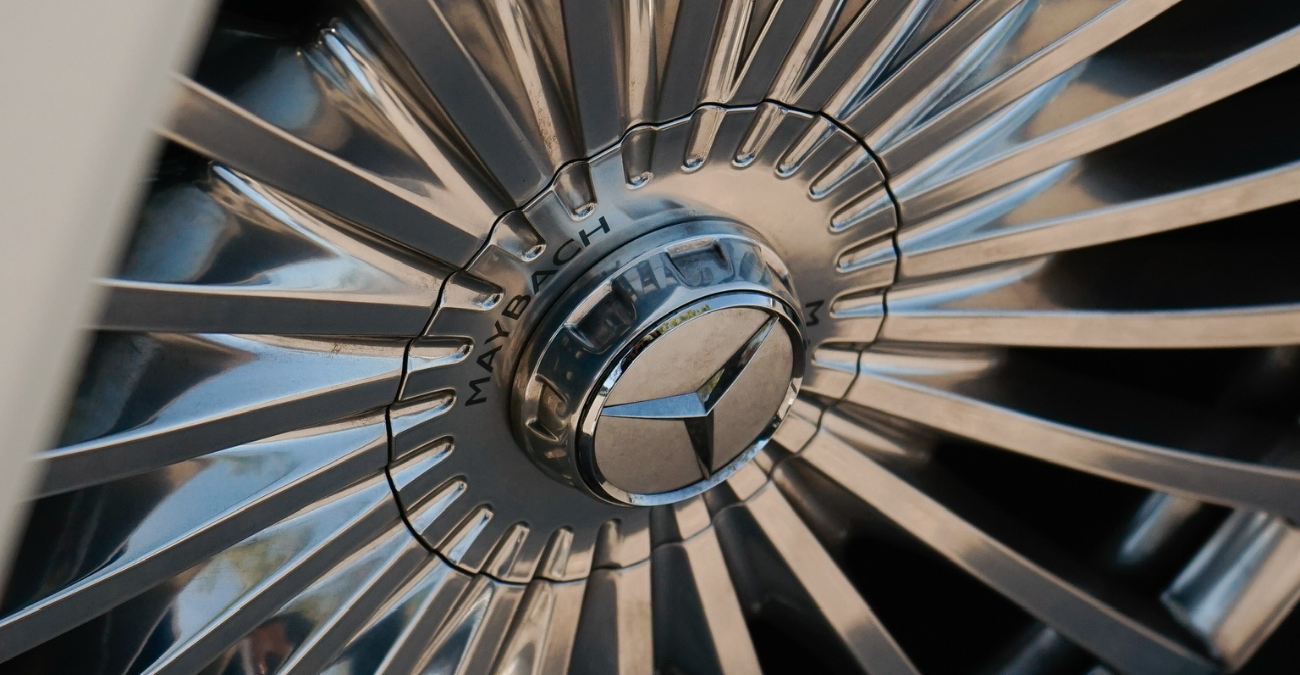 2021 Mercedes-Benz Maybach GLS600 badge detail luxury SUV OC