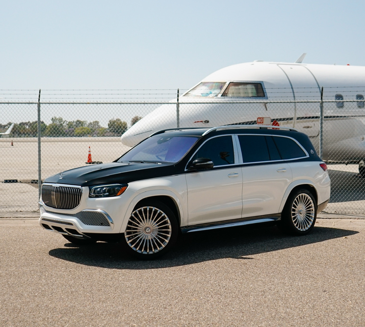 Two Tone Black and Silver 2021 Mercedes-Benz Maybach GLS600 luxury SUV rental SoCal
