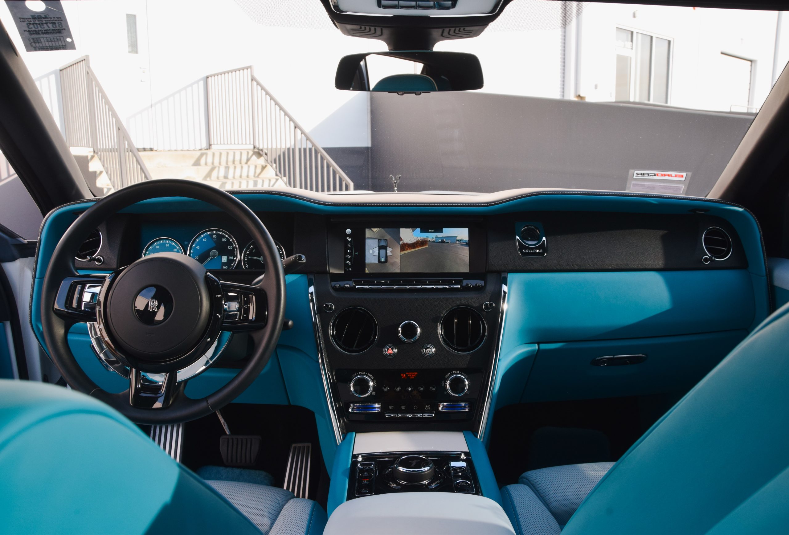 2023 Rolls Royce Cullinan White side view Beverly Hills