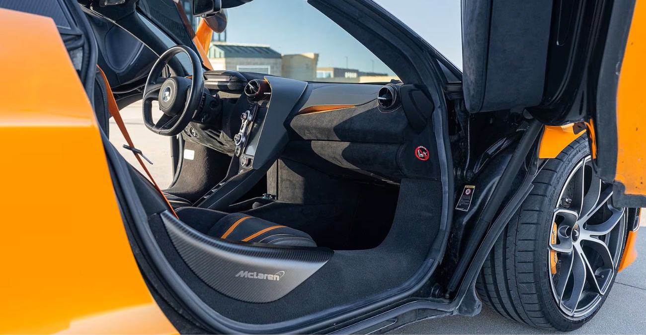 2020 McLaren 720S Spider Performance exterior Orange Pacific Coast Highway rental