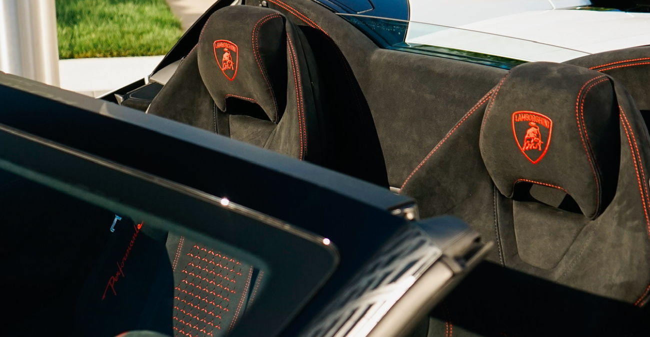 Lamborghini Huracan Performante Spyder steering wheel and dash Full Carbon Race Seats interior Orange County