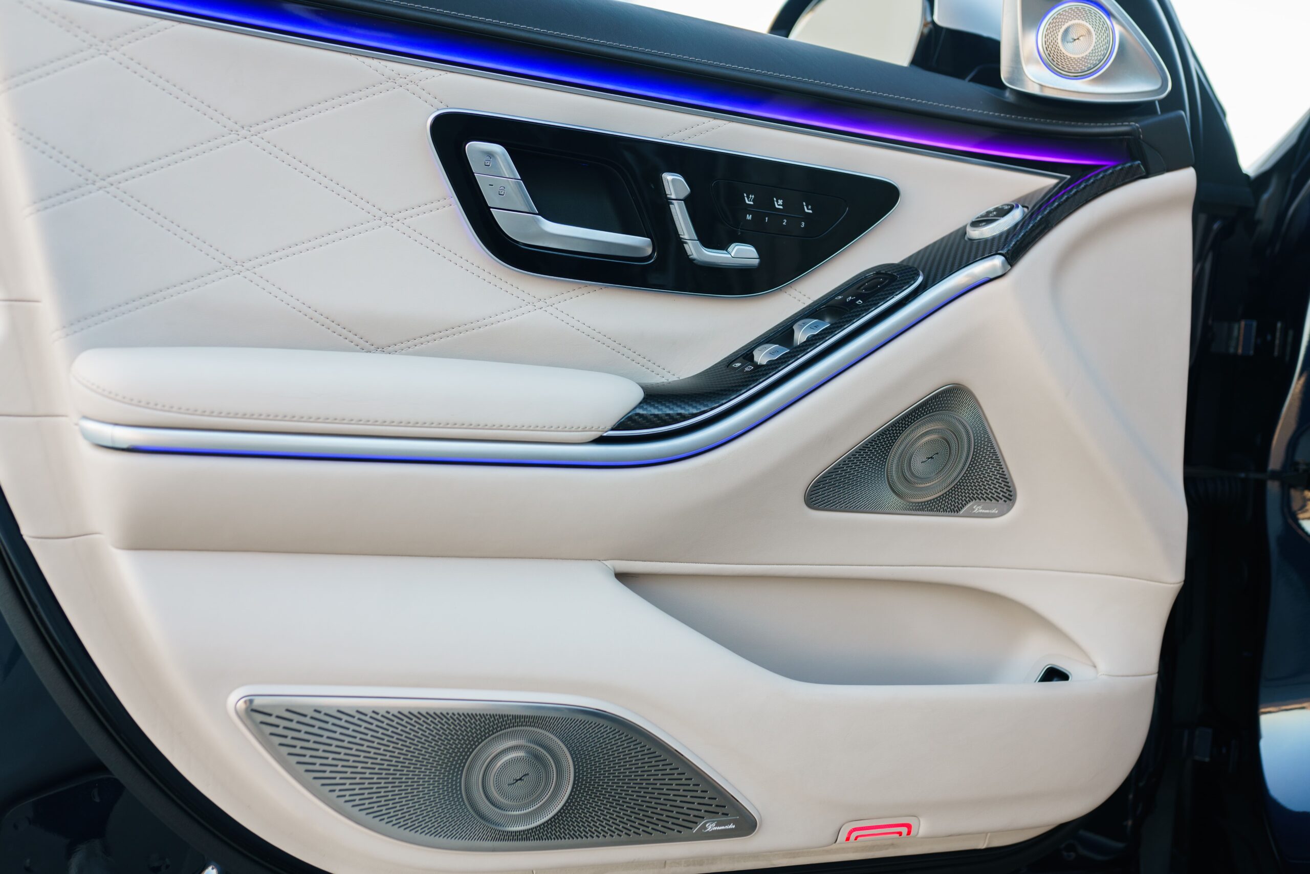 2024 Mercedes-Benz Maybach S580 headlight detail Black Beverly Hills exotic rental