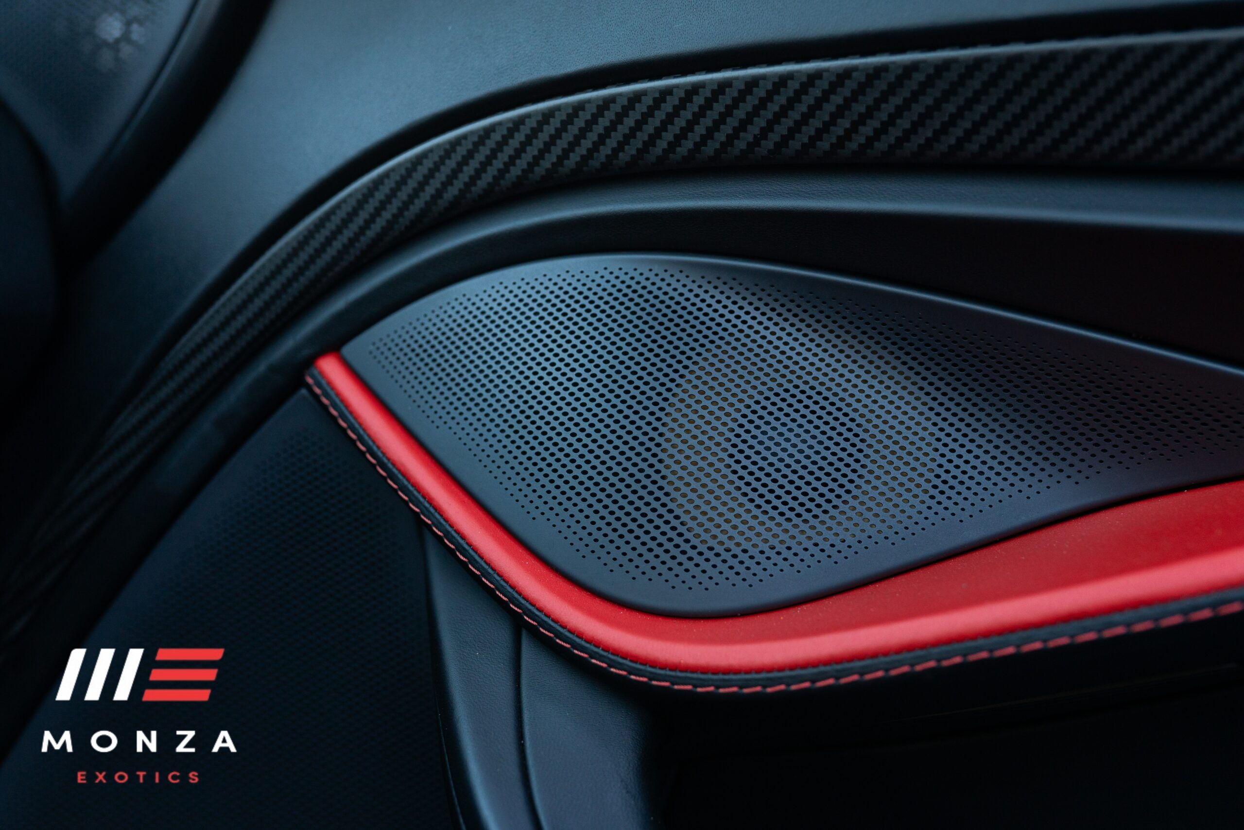 McLaren 720S Spyder steering wheel and dash Black / Red interior Irvine