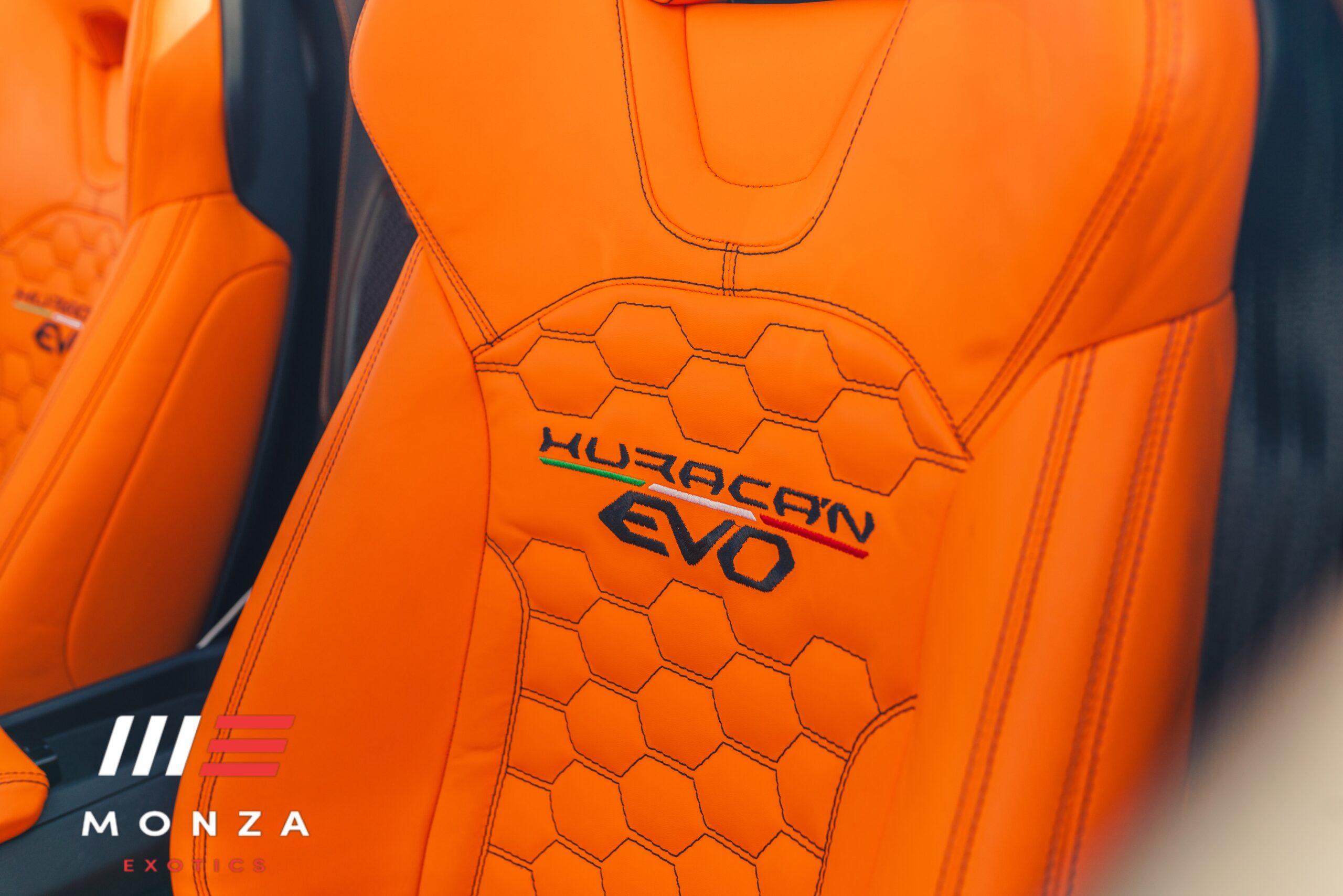 2022 Lamborghini Huracán Evo Spyder front three-quarter Blue SoCal