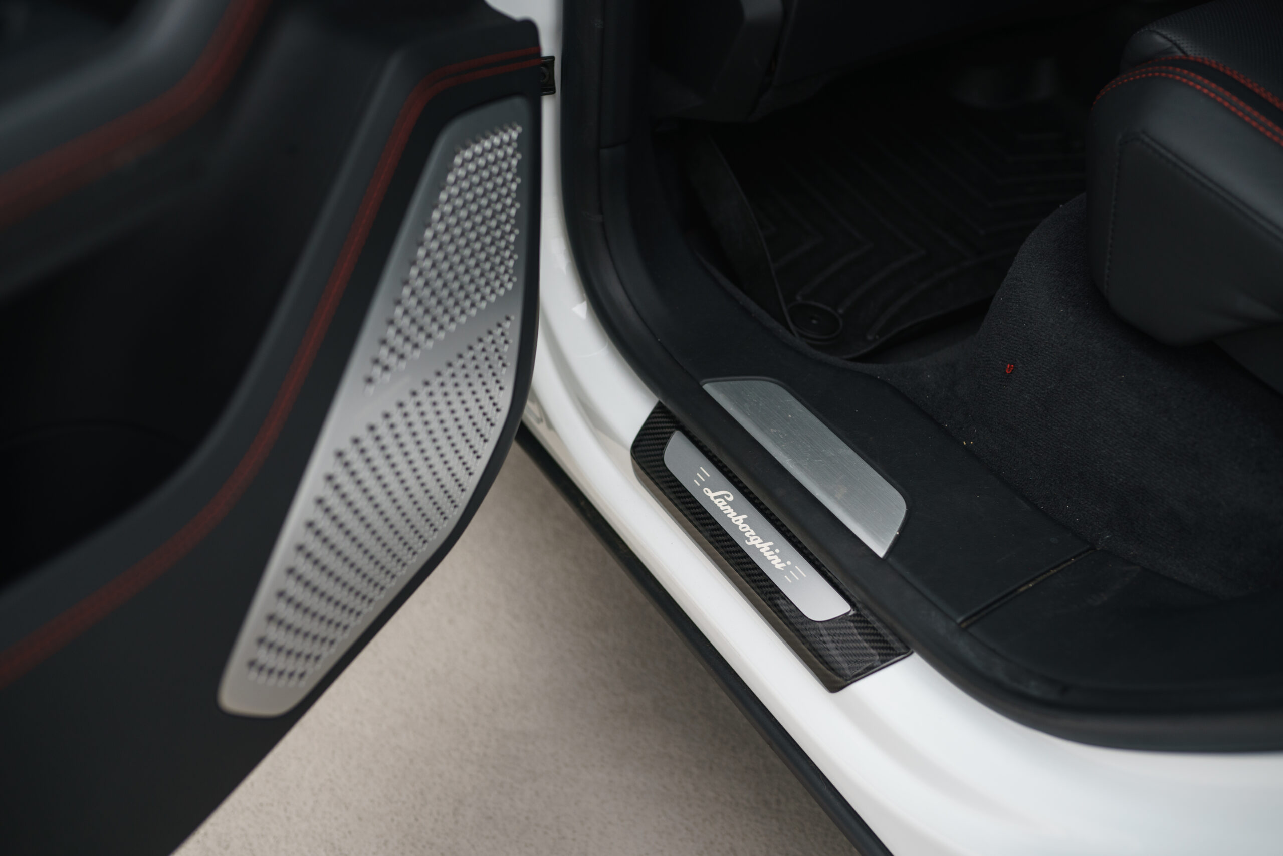 2023 Lamborghini Urus luxury interior Black Southern California