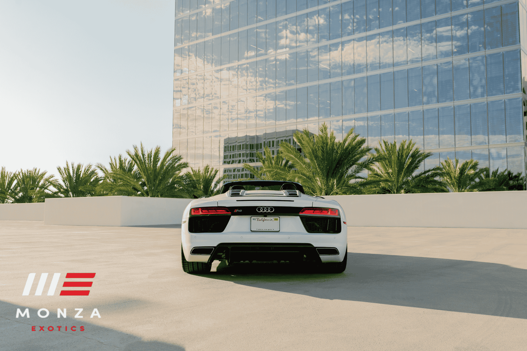 Audi R8 V10 Spyder steering wheel and dash Black interior San Diego