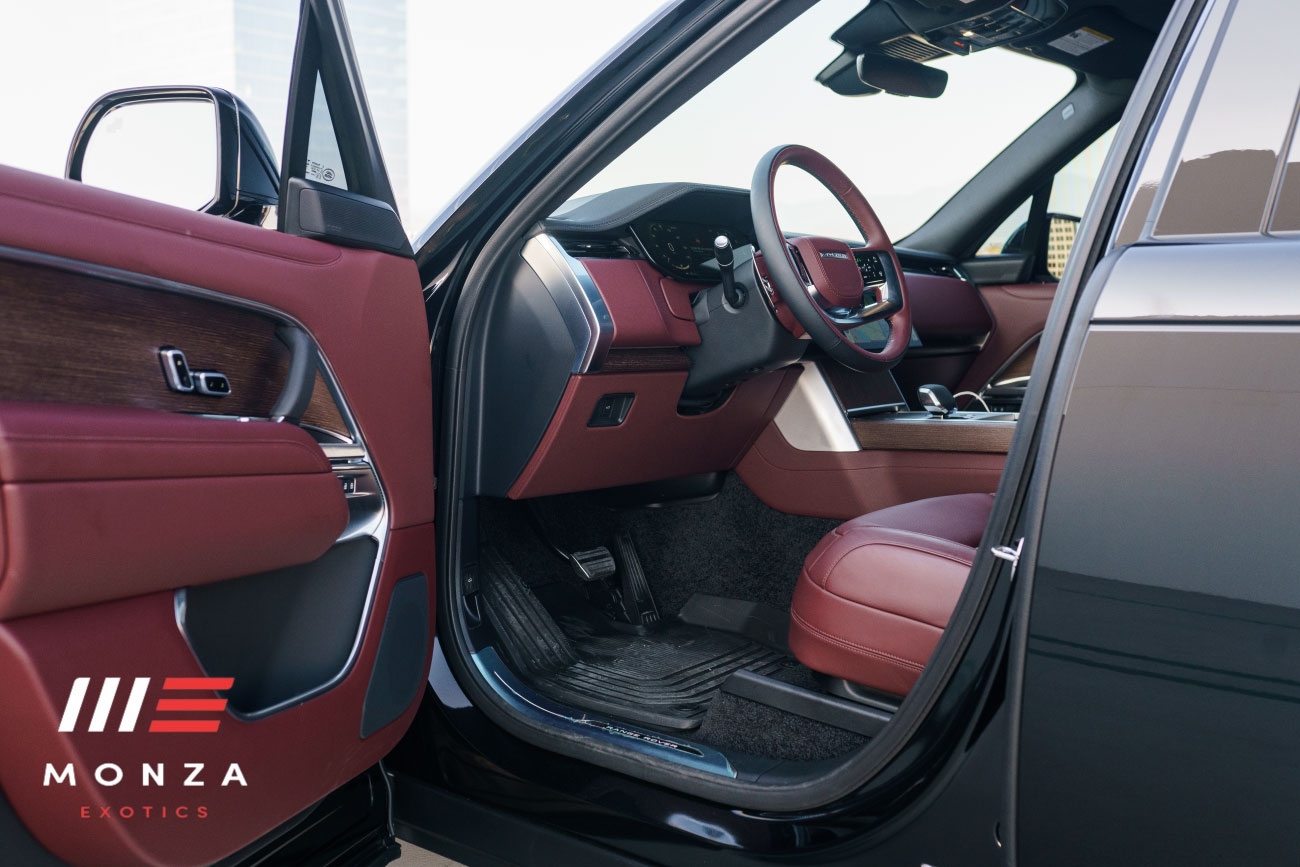 2025 Land Rover Range Rover P400 SE Black luxury SUV Beverly Hills