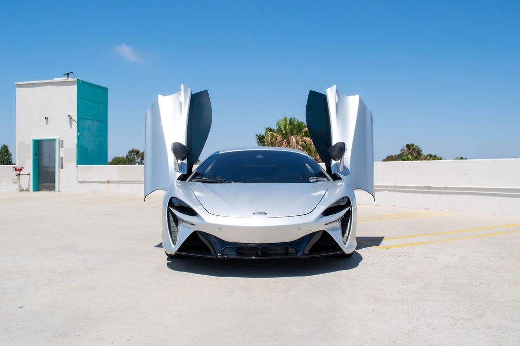 Silver McLaren Artura rental, reaching 60 mph in 3.0 seconds