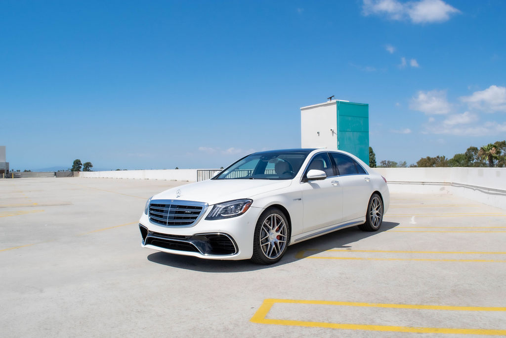 Mercedes-Benz S-Class rental, a 4 door sedan with a 186 mph top speed