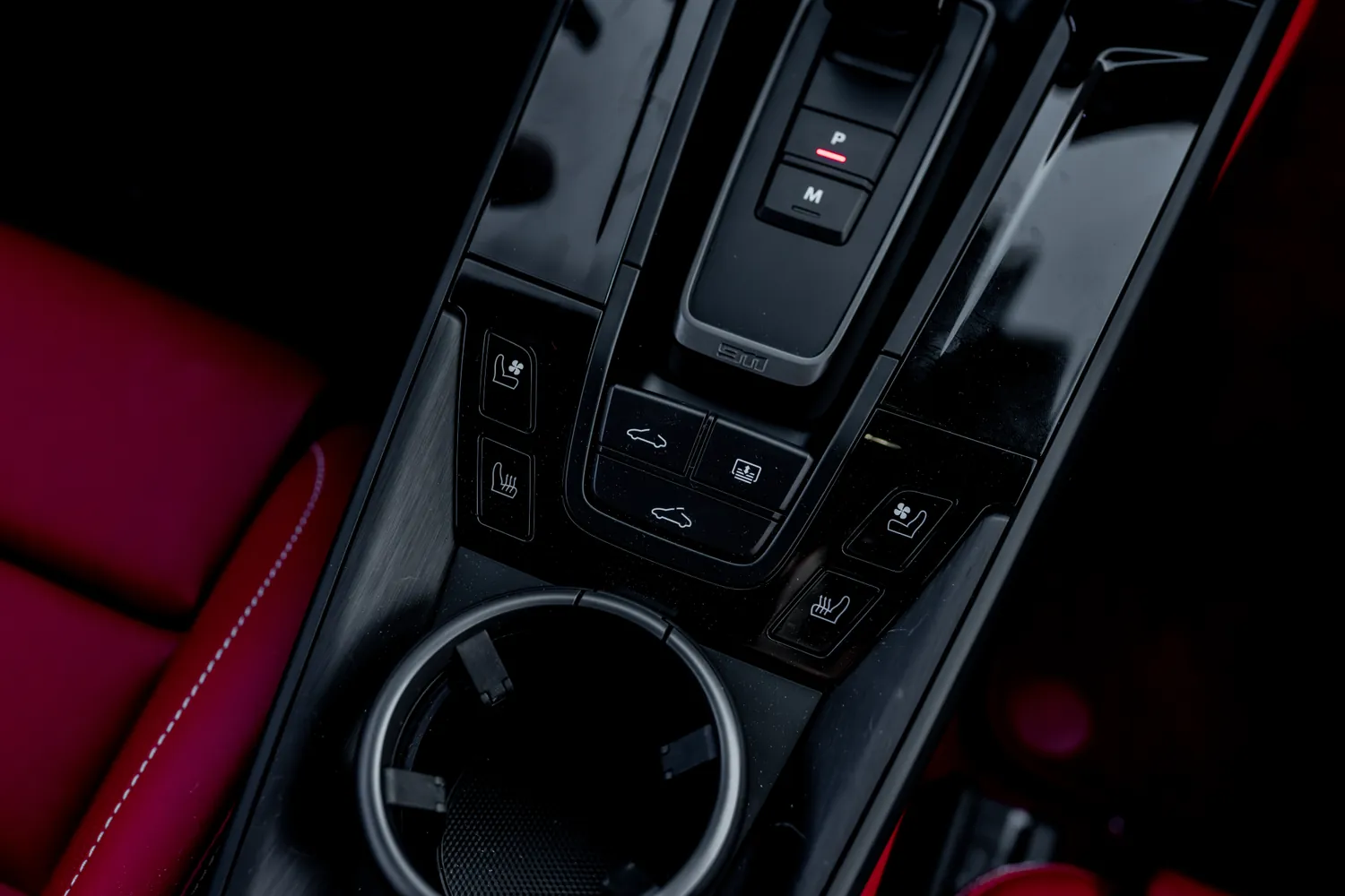 Porsche 911 Carrera rental, a 532 hp twin-turbo flat-six in grey