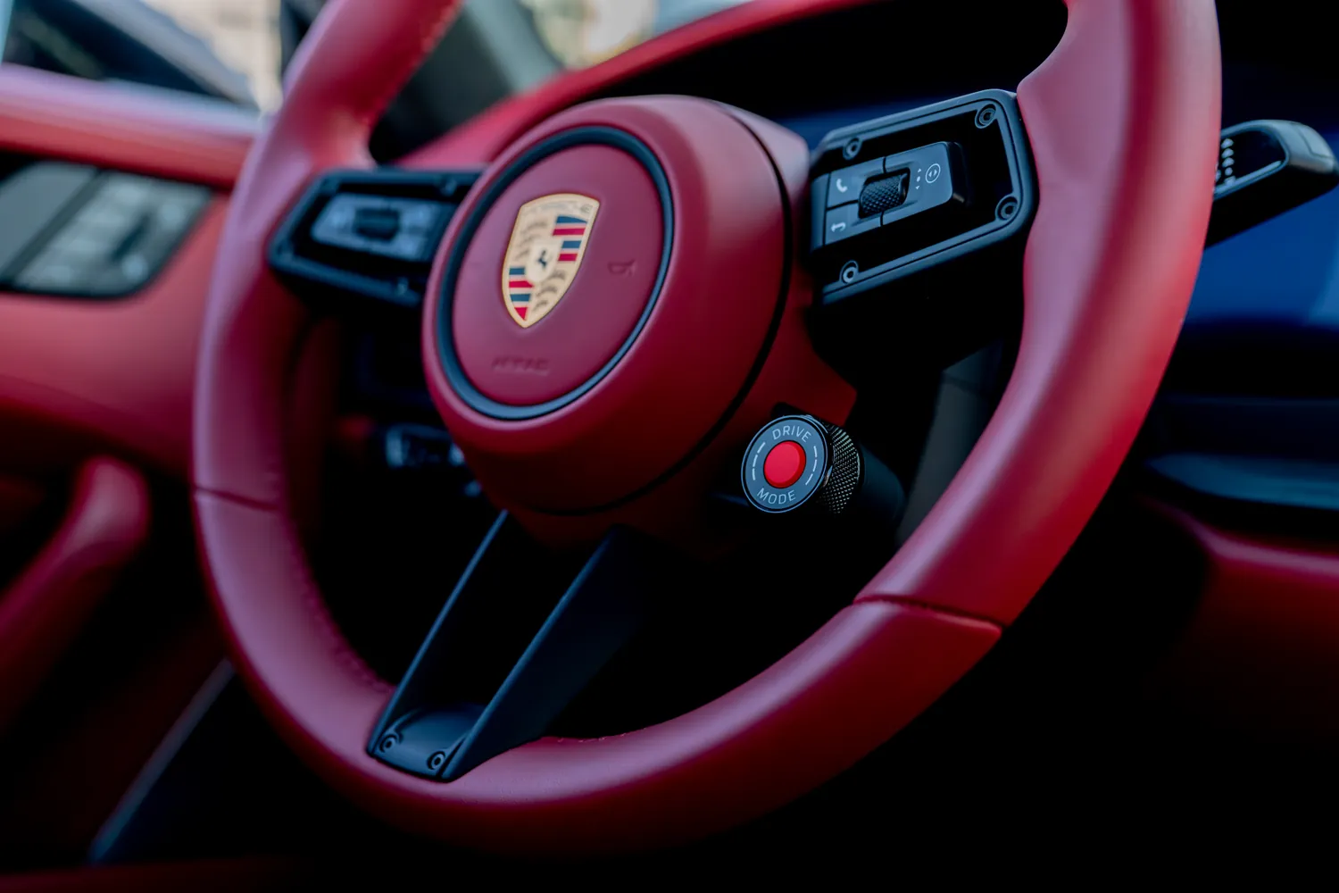 Porsche 911 Carrera rental, a sports car available across Southern California