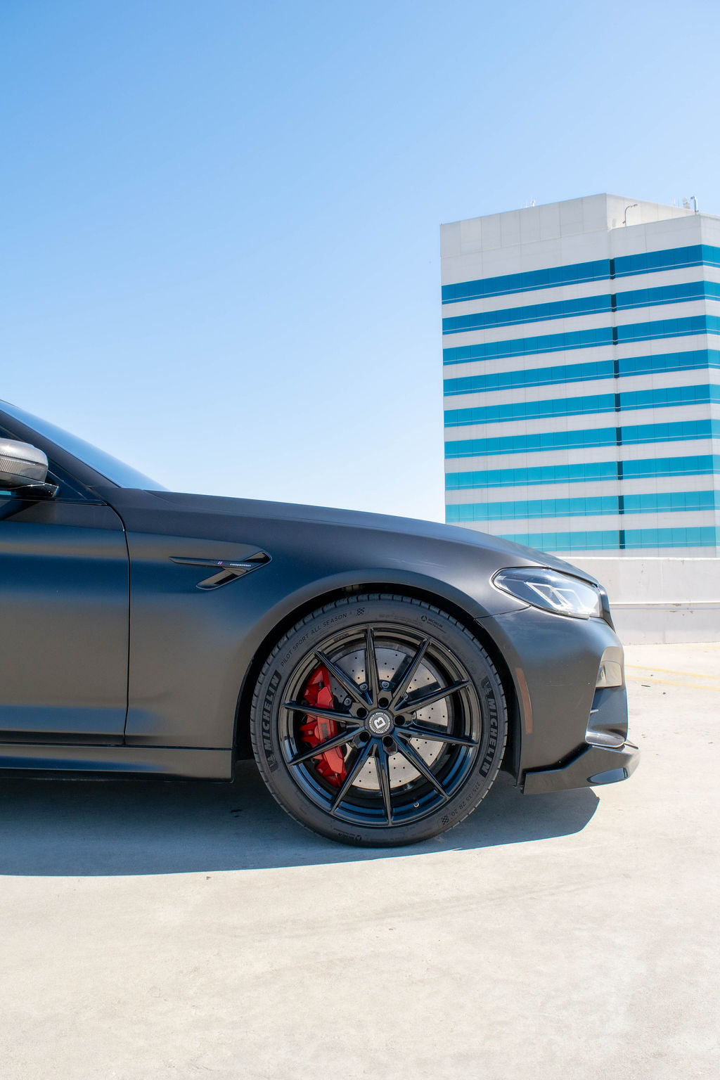 BMW M5 rental, a 617 hp twin-turbo V8 sedan in black