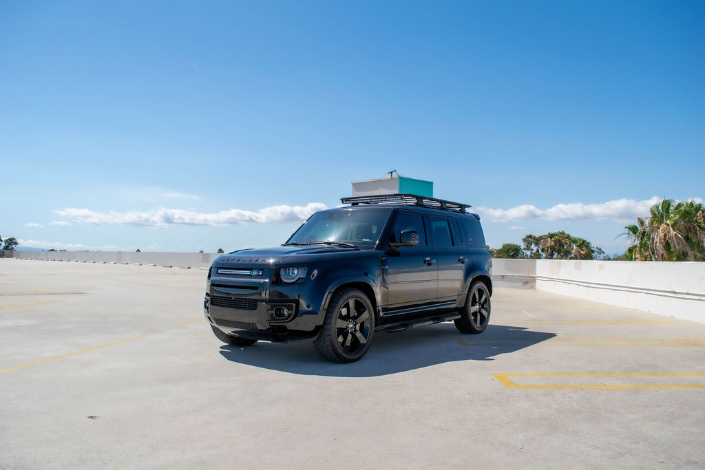 Land Rover Defender rental, an off road SUV available across Southern California