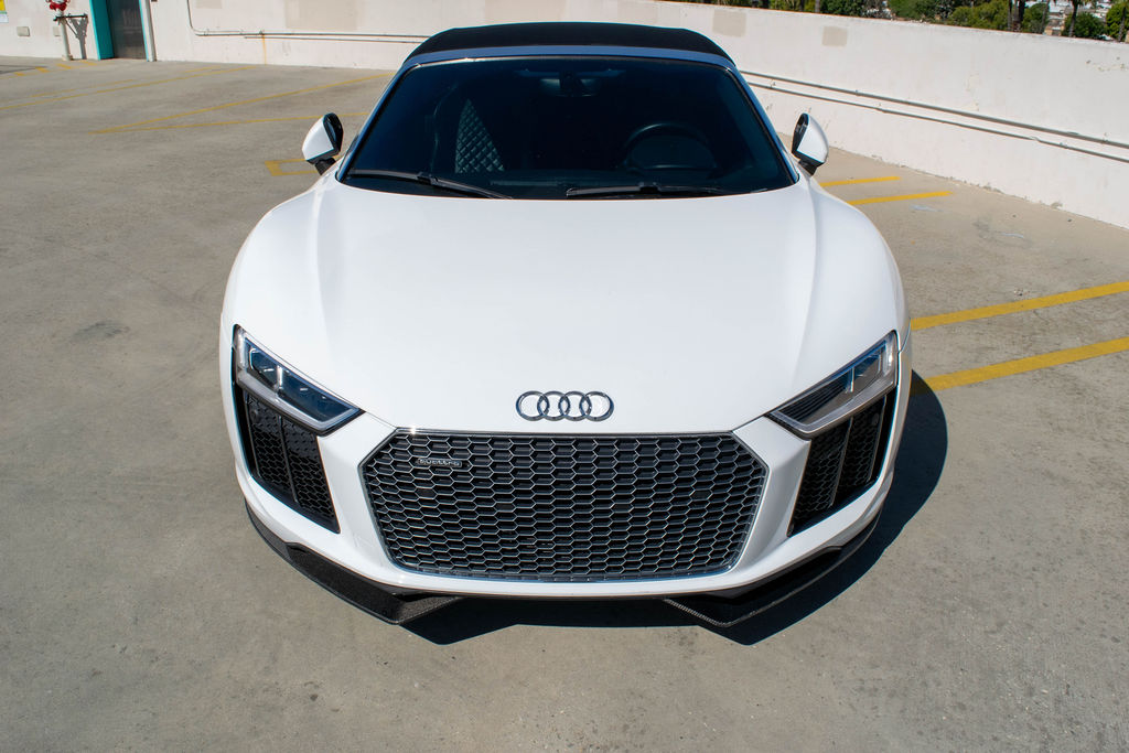 Audi R8 rental, a 540 hp V10 supercar seating 2