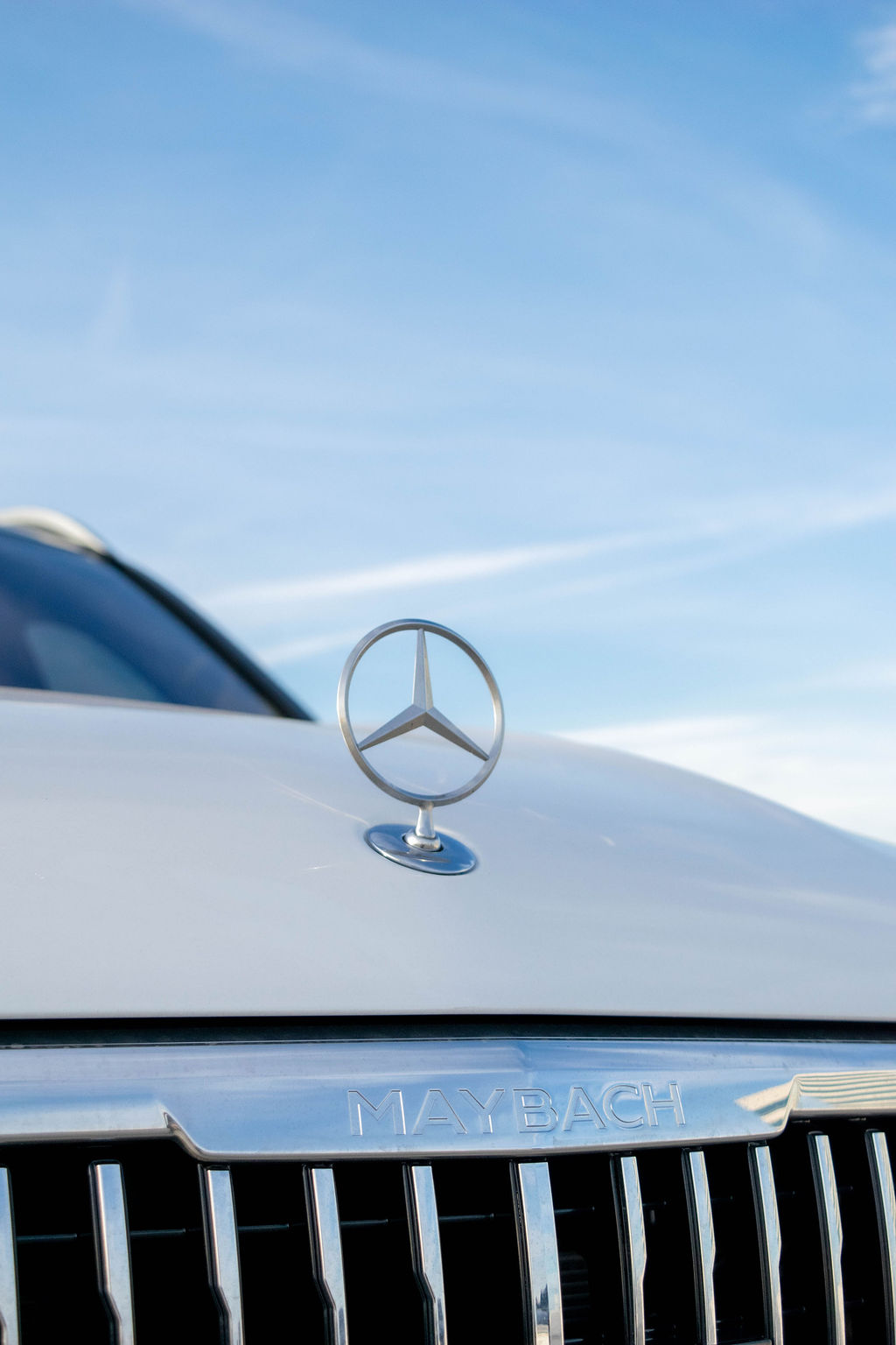 White Maybach GLS 600, Orange County exotic rental