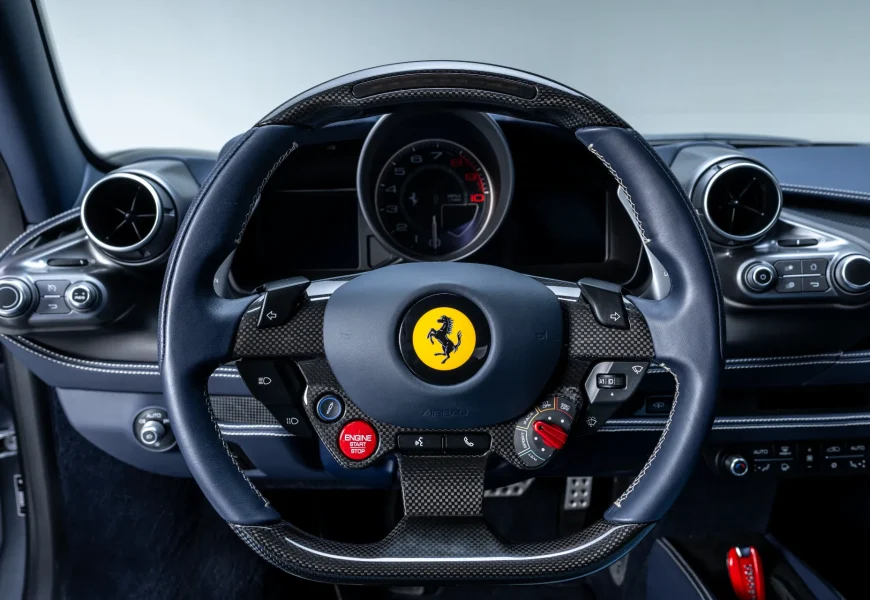 Black Ferrari F8 Tributo steering wheel