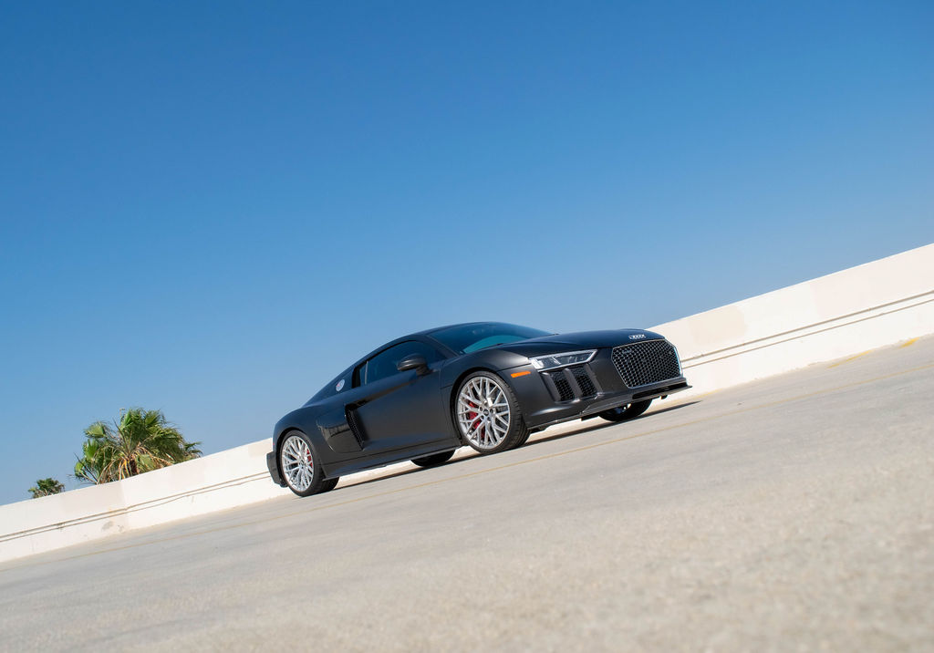 Black Audi R8 V10 Coupe, 2 seats and 2 doors, rental in Orange County