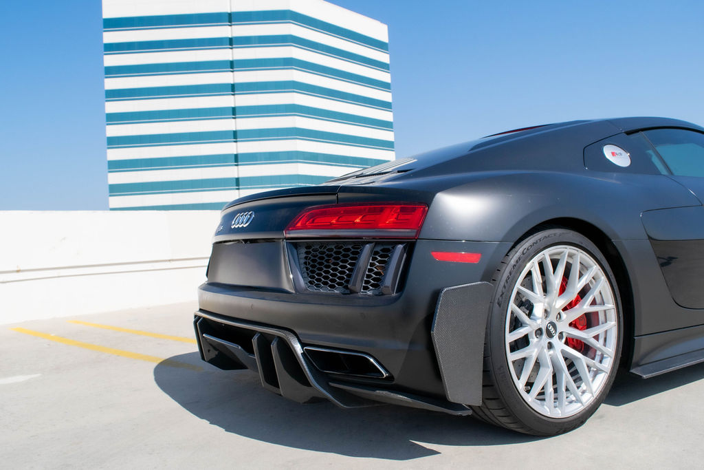 Black Audi R8 V10 Coupe, Black interior supercar available in Orange County
