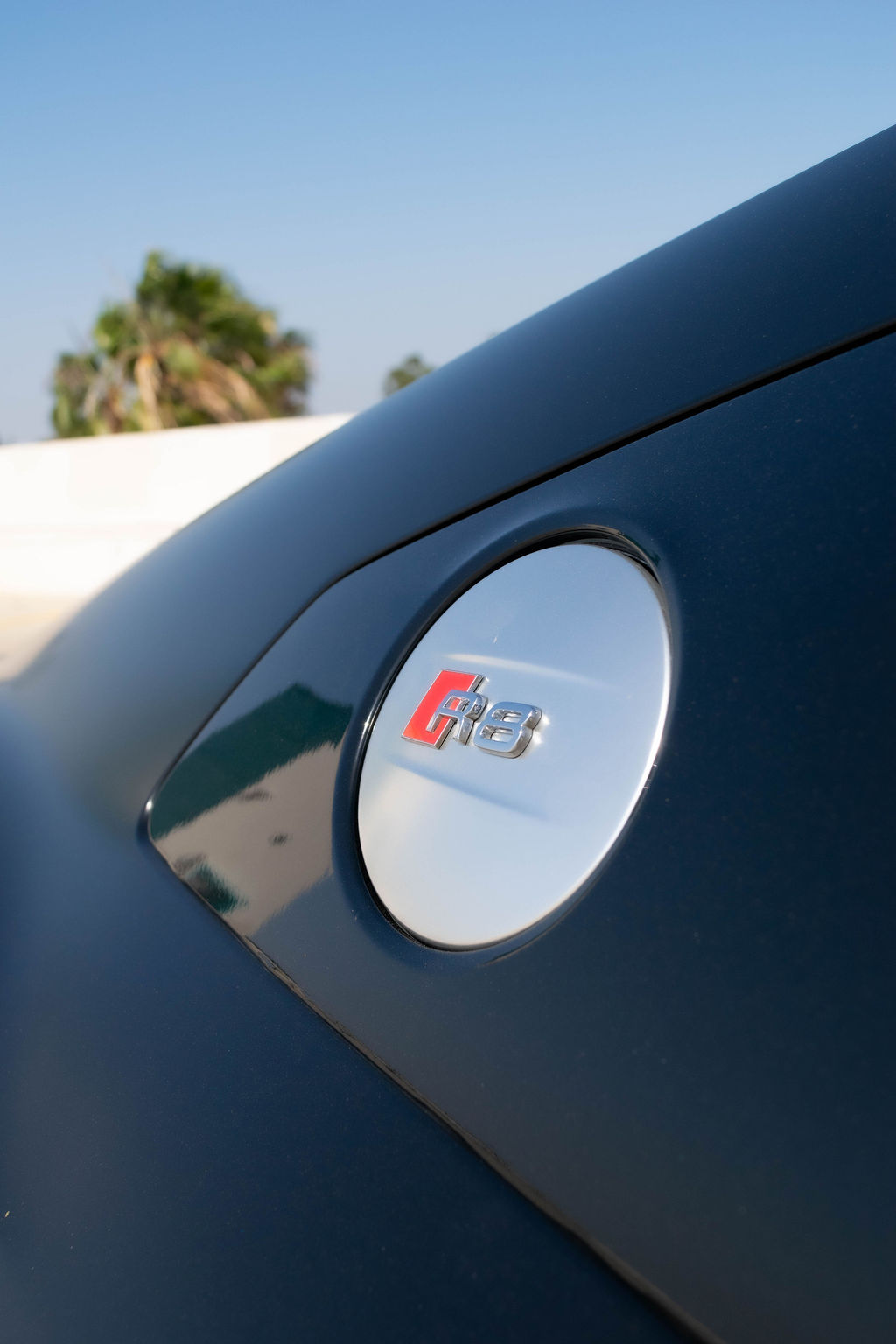 Audi R8 V10 Coupe supercar in Black for Orange County rentals