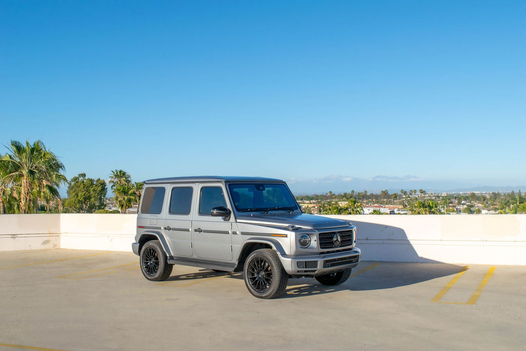 Grey Mercedes-Benz G-Wagon G550 luxury SUV for rent in Orange County