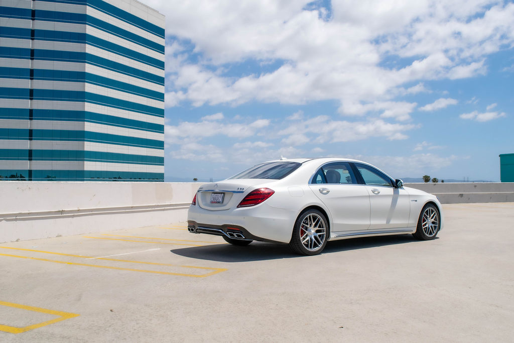 White Mercedes-Benz S-Class AMG S63, AWD 5 seat rental