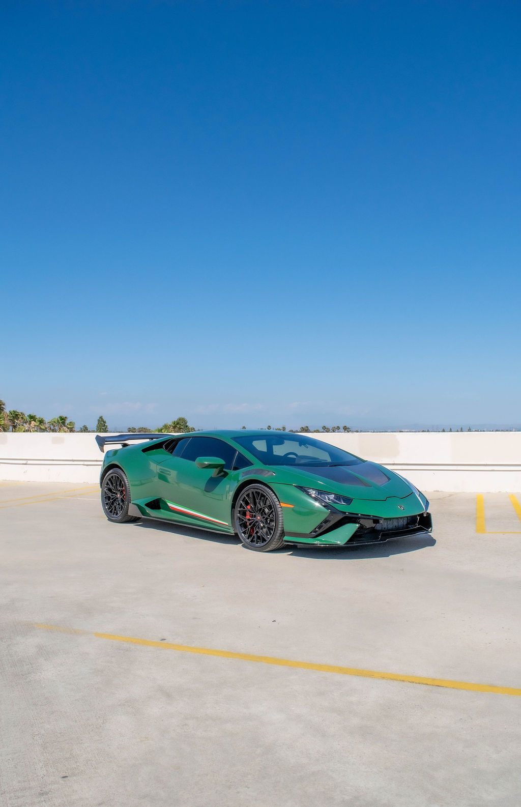 Green Lamborghini Huracan 2 seat 2 door supercar