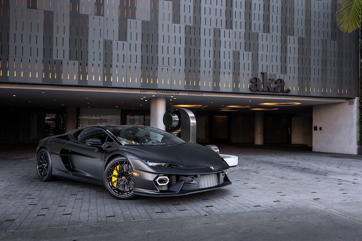 Black Lamborghini Temerario side profile