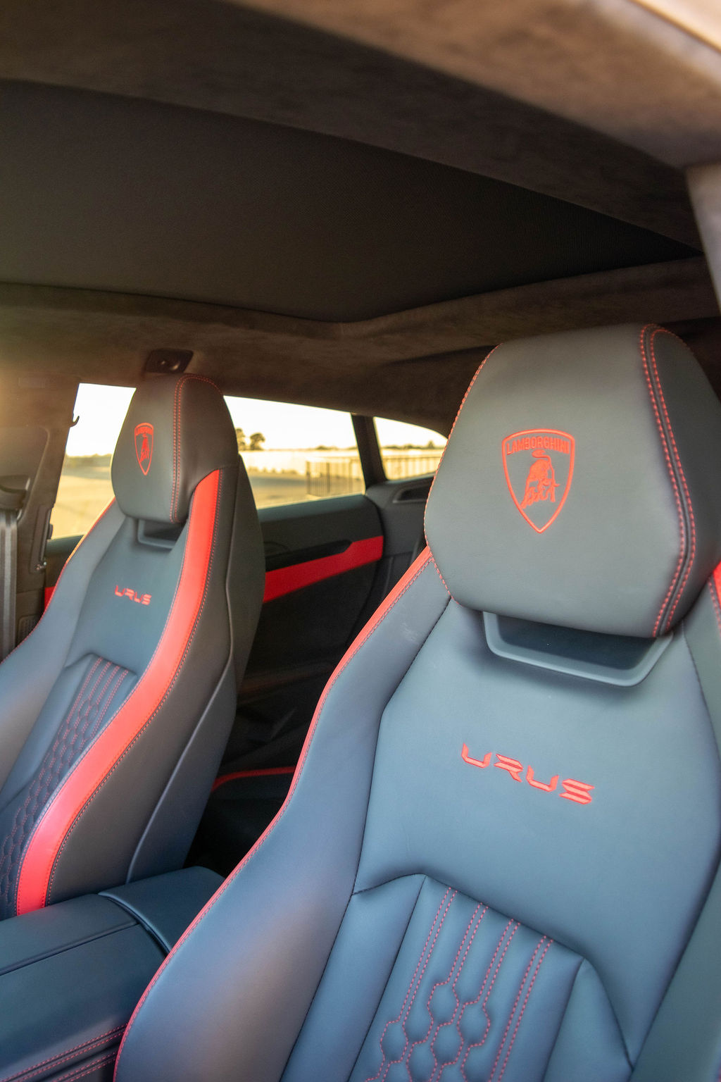 Black Lamborghini Urus S luxury SUV, Black and Red interior and 5 seats