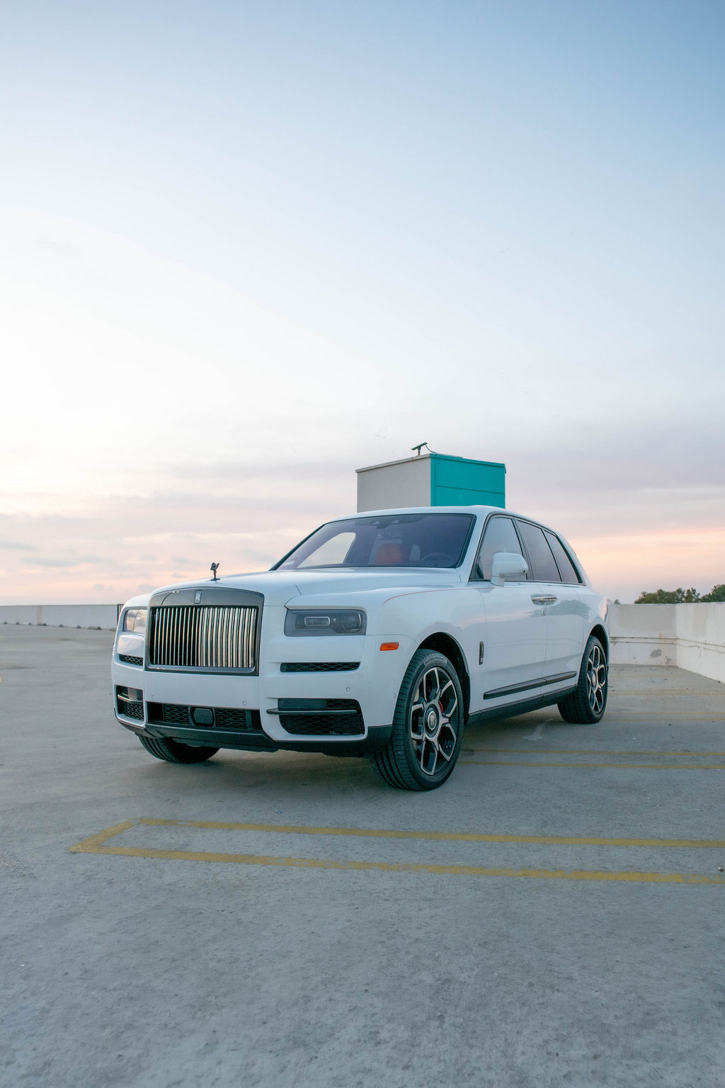 White Rolls Royce Cullinan Black Badge, rent in Orange County