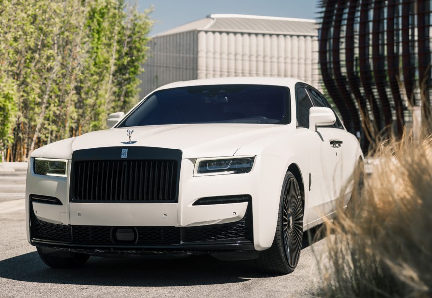 White Rolls Royce Ghost front view, AWD Luxury Sedan