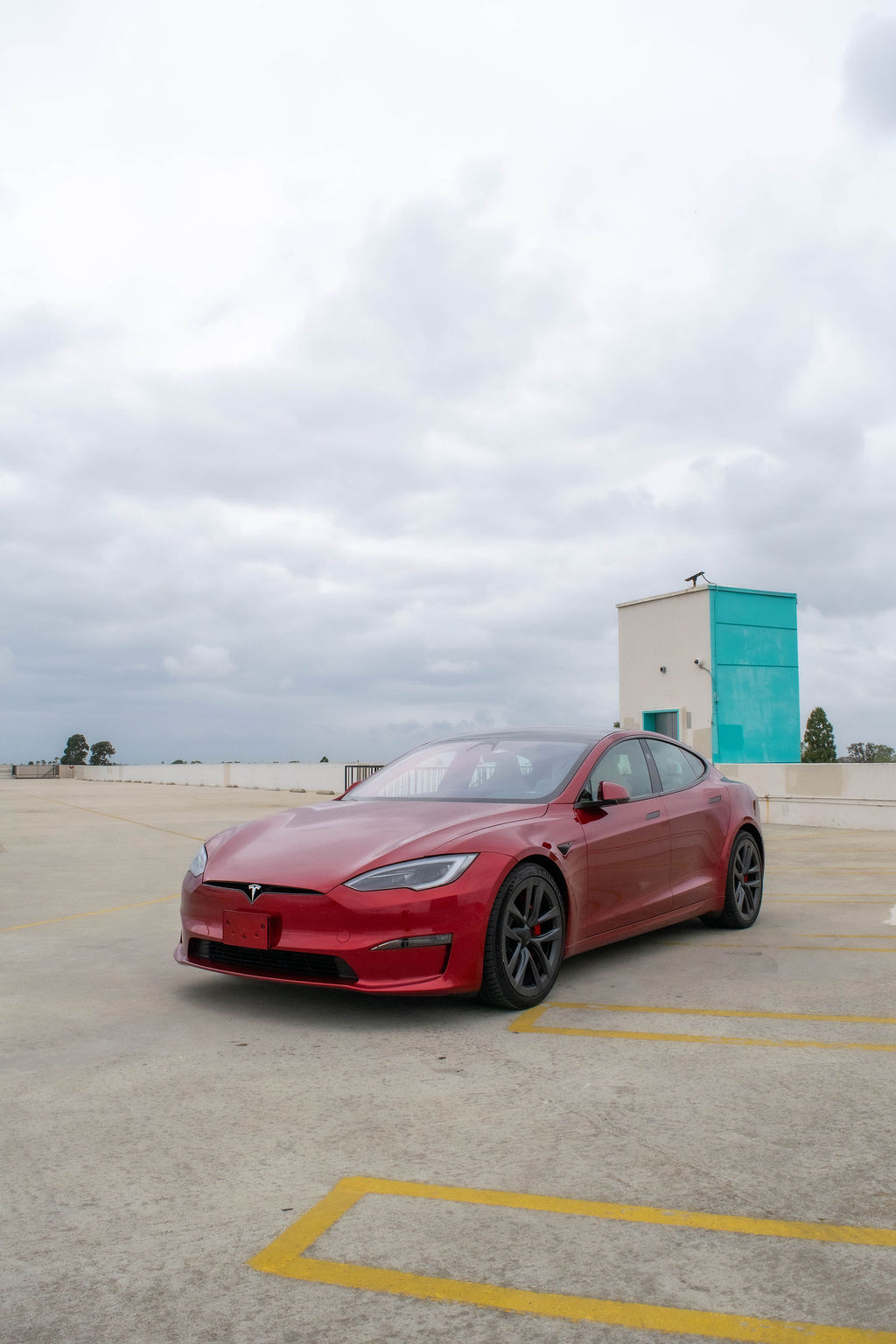 Red Tesla Model S Plaid, exotic car rental in Orange County
