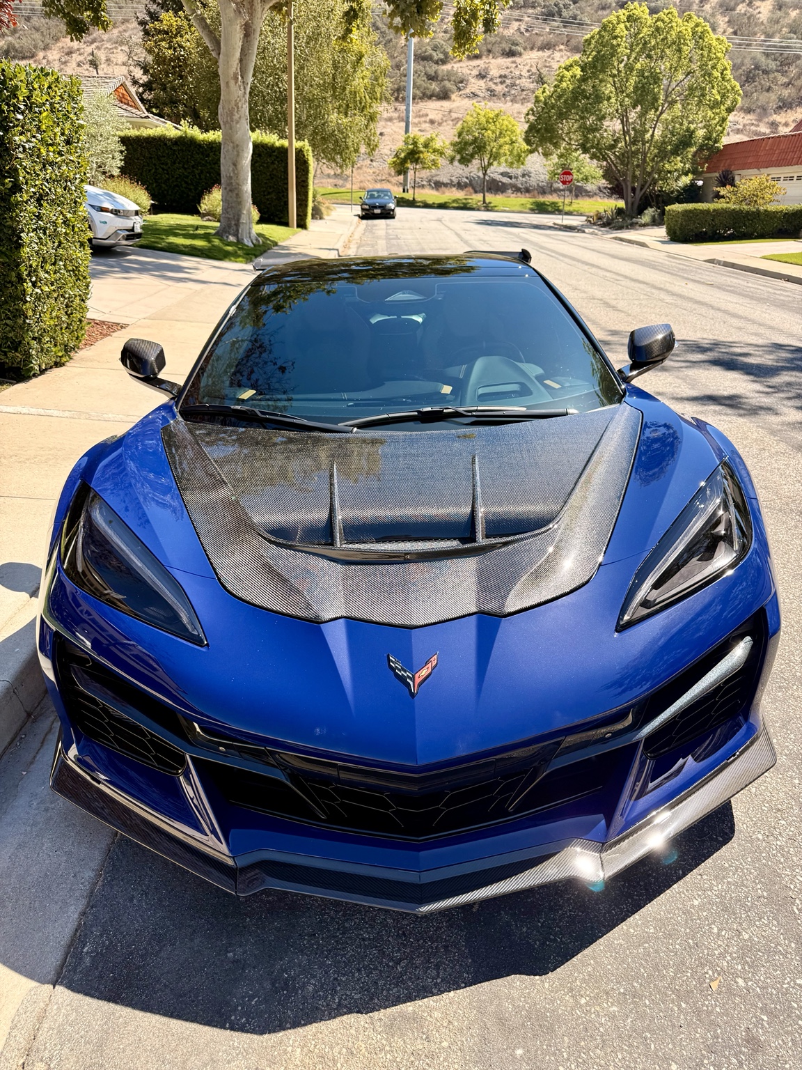 Blue Chevrolet Corvette C8 Z06, Orange interior, exotic car rental in Los Angeles