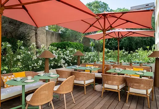Hôtel avec terrasse à Marseille Prado adapté aux groupes et aux professionnels