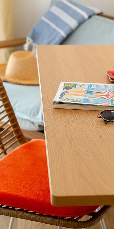 Soléo Prado, hotel gallery in Marseille, colorful and original decor in the Prado district.