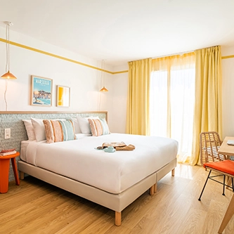 Soléo Prado, superior room in Marseille, comfortable and bright near the Prado beaches in 13008.