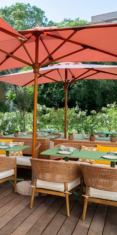 Discover Soléo Prado, Marseille Prado hotel with terrace, in the heart of the Prado sector for a comfortable stay.