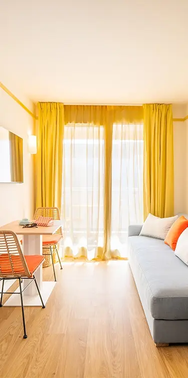 Soléo Prado, apartment in Marseille with bedroom, living room and kitchen, ideal near Place Castellane.