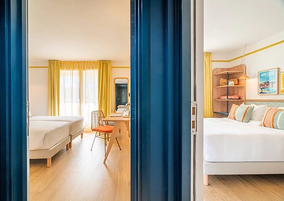 Soléo Prado, connecting rooms in Marseille with two double beds, ideal for families in the Prado district near Place Castellane.