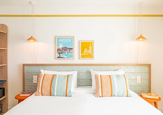 Soléo Prado, superior hotel room in Marseille with balcony and desk, comfortable near Place Castellane.