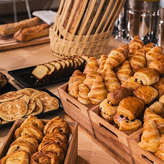 buffet petit déjeuner hôtel heliopic Chamonix Mont-Blanc