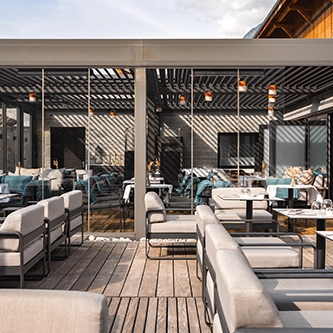 terrasse restaurant heliopic Chamonix Mont-Blanc