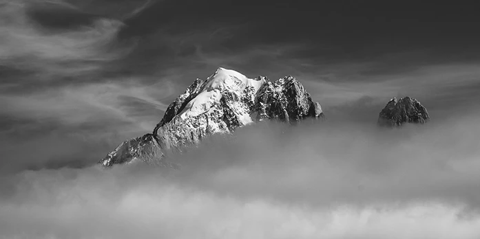 Bad weather mountain heliopic Chamonix Mont-Blanc
