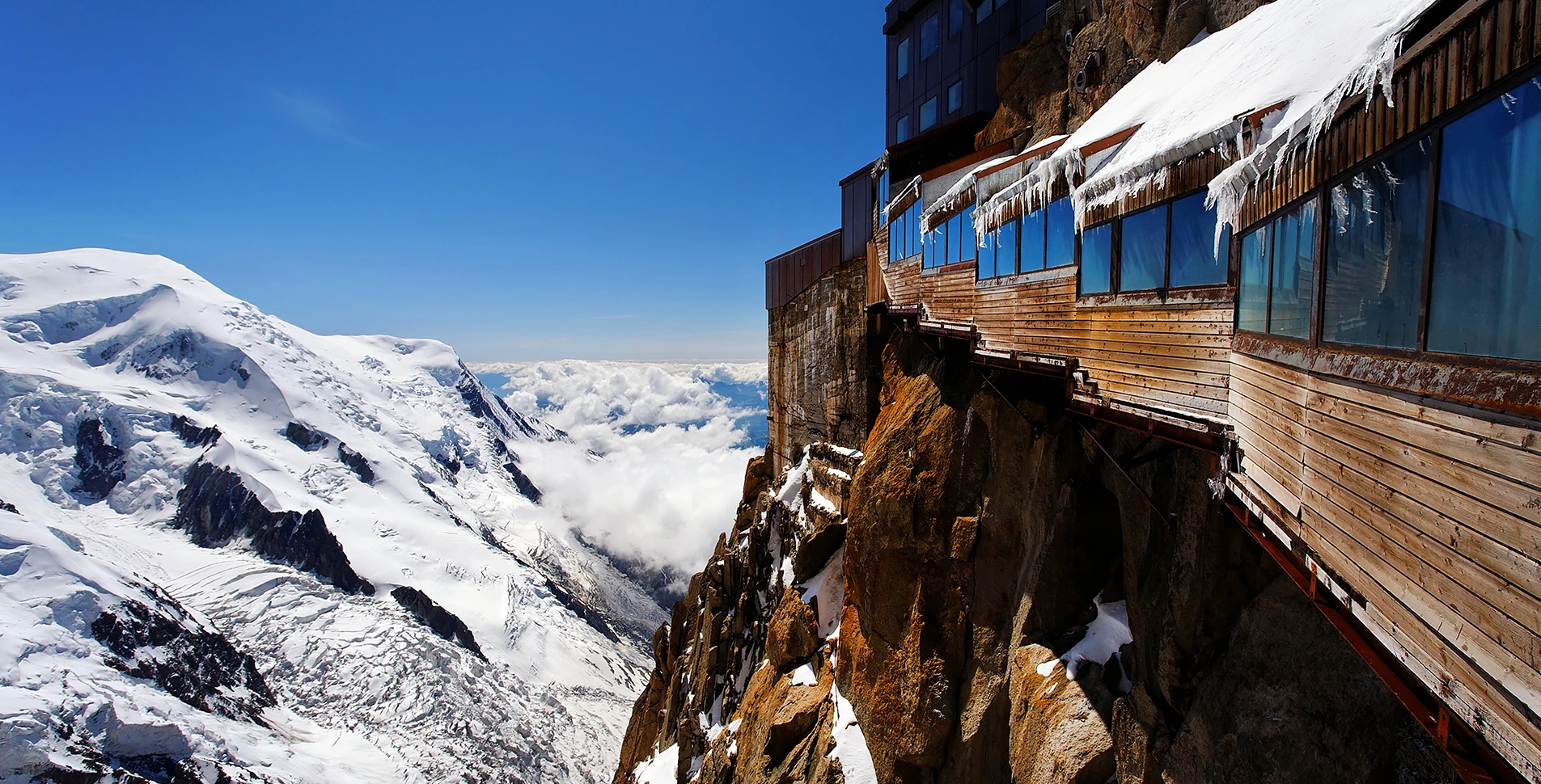 Mountain snow heliopic Chamonix Mont-Blanc 2